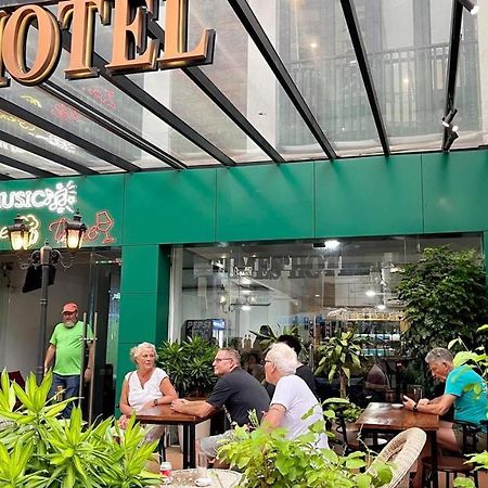 Times Hotel At Bassac Lane Пном Пен Екстериор снимка