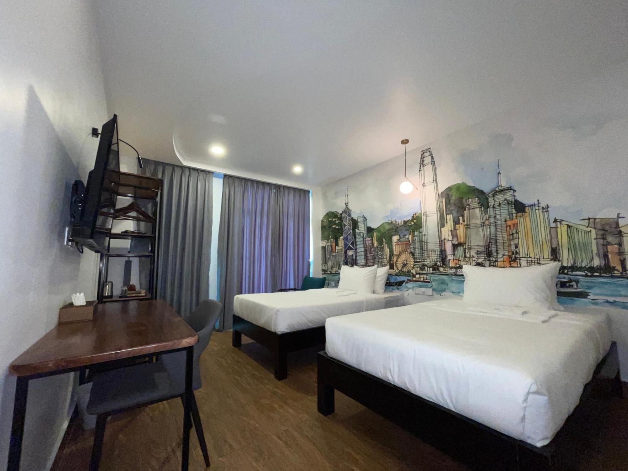 Times Hotel At Bassac Lane Пном Пен Екстериор снимка